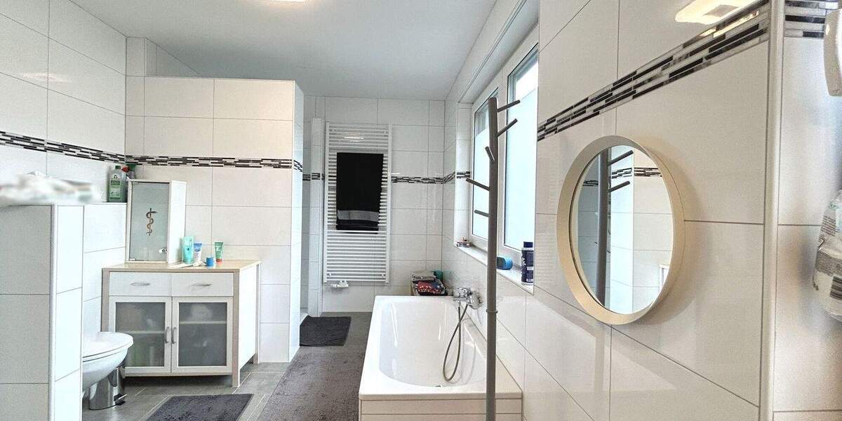 Reihenmittelhaus Münster Mauritz - 7 Zimmer, 190 m&sup2;, 790.000&euro; | Angebot:25736045