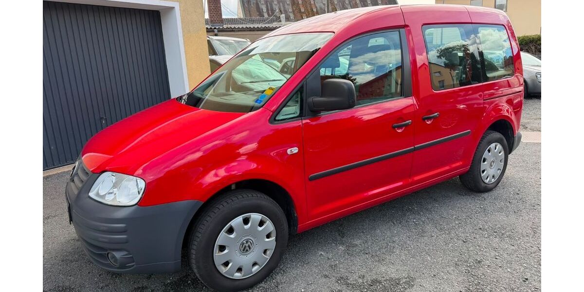 VW Caddy 104.000 km 4.999 &euro; Bayreuth 95447
