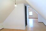 Dachgeschoßwohnung Windeck - 2 Zimmer, 93 m&sup2;, 600&euro; | Angebot:22180868