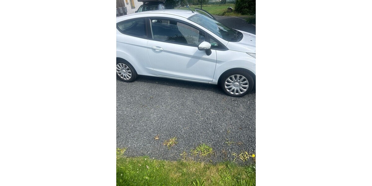 Ford Fiesta 142.800 km 5.300 € Swisttal 53913