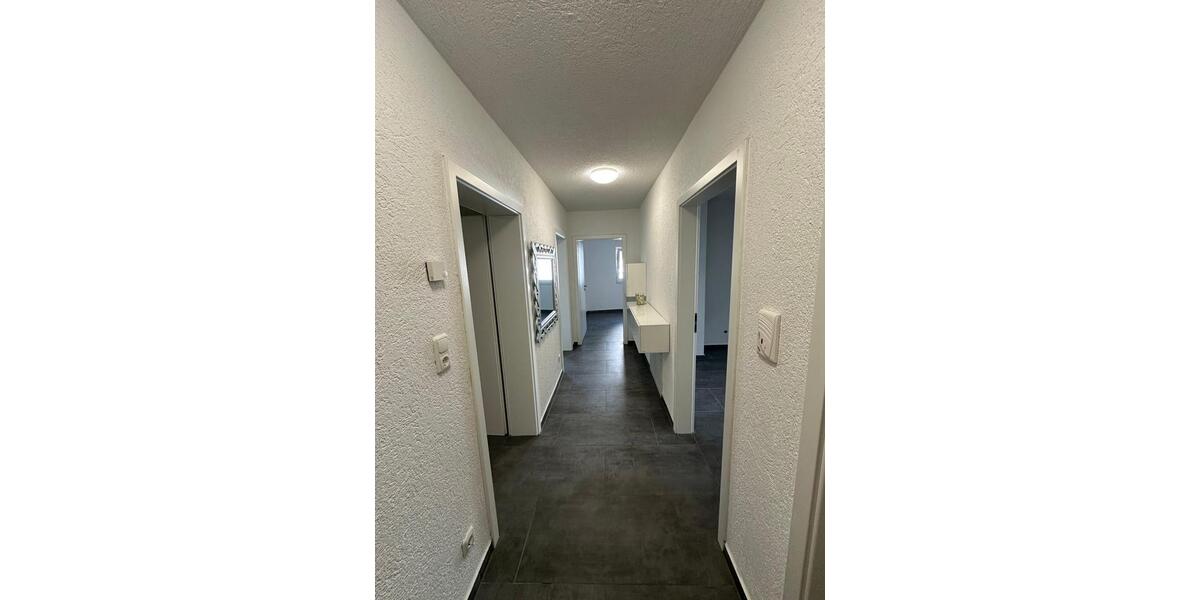 Erdgeschoßwohnung Nidda - 3 Zimmer, 85 m&sup2;, 900&euro; | Angebot:26406492