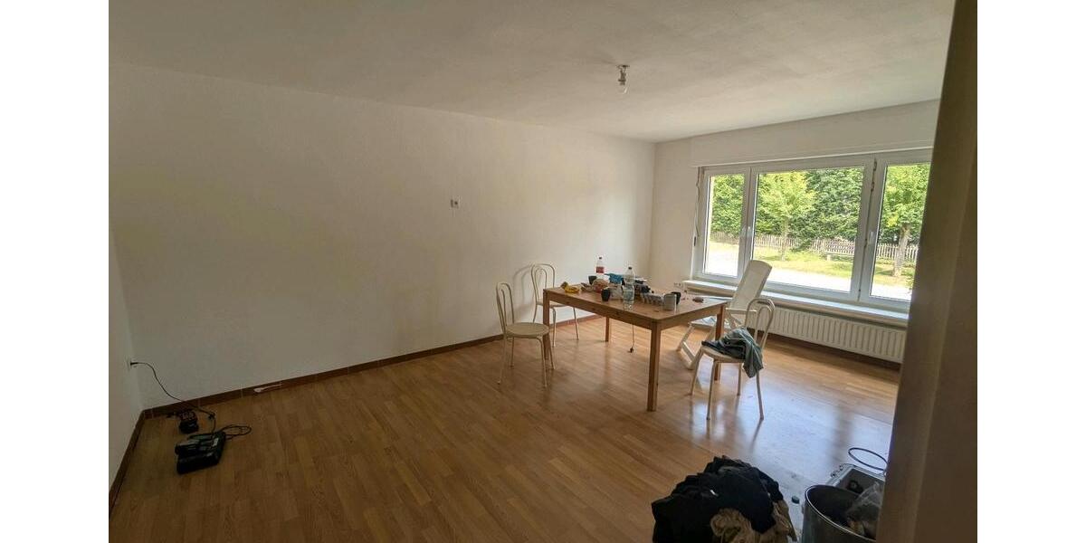 Doppelhaushälfte Nieheim - 3 Zimmer, 110 m&sup2;, 630&euro; | Angebot:25405553