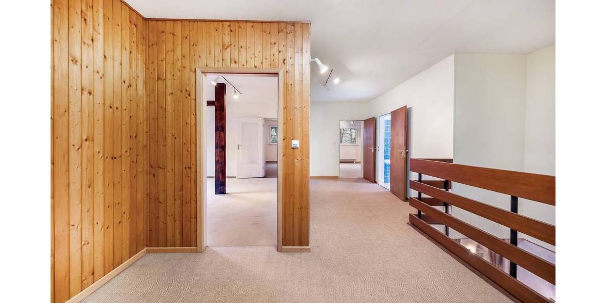 Einfamilienhaus Oyten Oyterdamm - 7 Zimmer, 392 m&sup2;, 485.000&euro; | Angebot:25862502