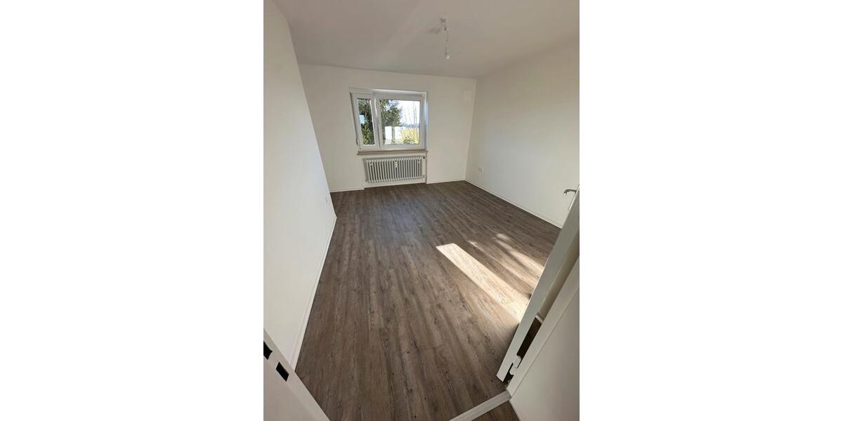 Etagenwohnung Kaufbeuren - 3.5 Zimmer, 82 m&sup2;, 802&euro; | Angebot:26258289