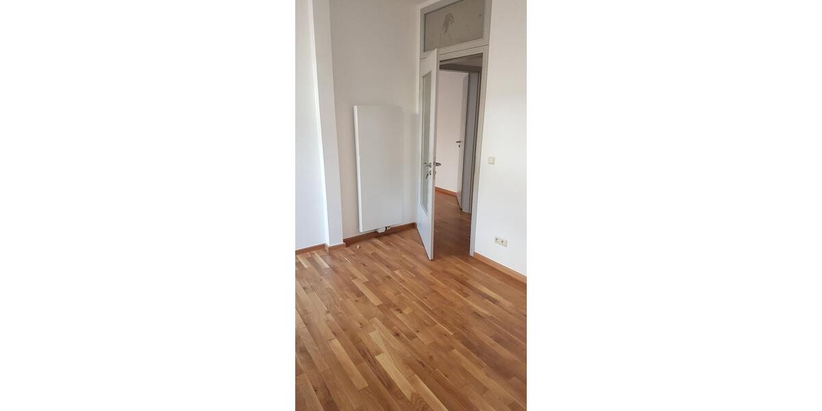 Etagenwohnung Treuenbrietzen - 6 Zimmer, 160 m&sup2;, 1.440&euro; | Angebot:25832302