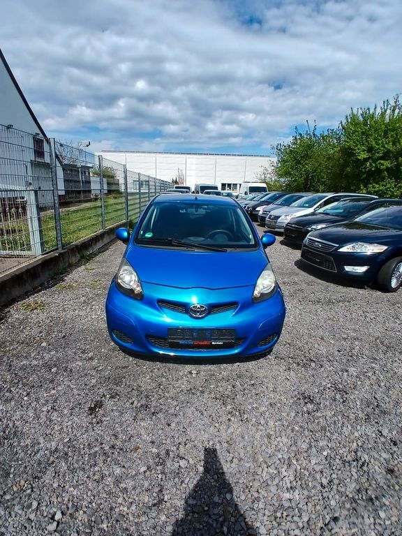 Aygo (X)
