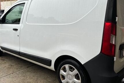 Dacia Dokker 80.000 km 9.500 &euro; Naunhof 04683