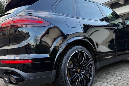 Porsche Cayenne 157.000 km 37.800 &euro; Neustadt (bei Marburg a.d.Lahn) 35279