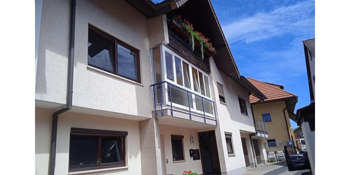 Mehrfamilienhaus, Wohnhaus Malterdingen - 8 Zimmer, 220 m&sup2;, 450.000&euro; | Angebot:26087156
