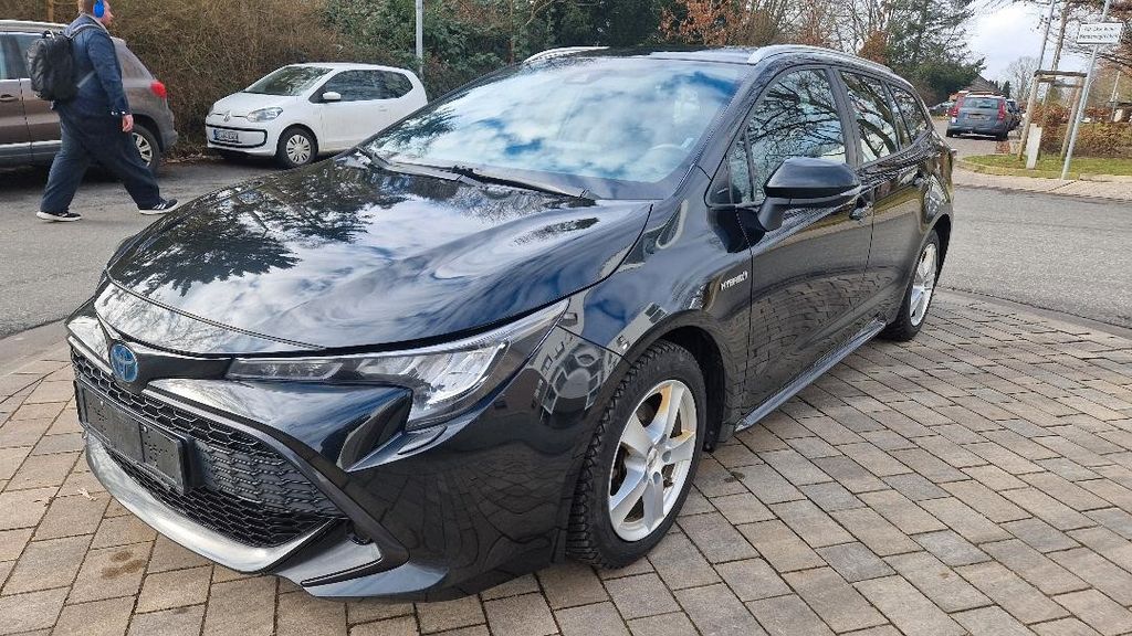 Toyota Corolla 144.000 km 14.900 &euro; Norderstedt b. Hamburg 22848
