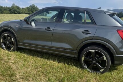 Audi Q2 52.000 km 21.600 &euro; Regensburg 93049