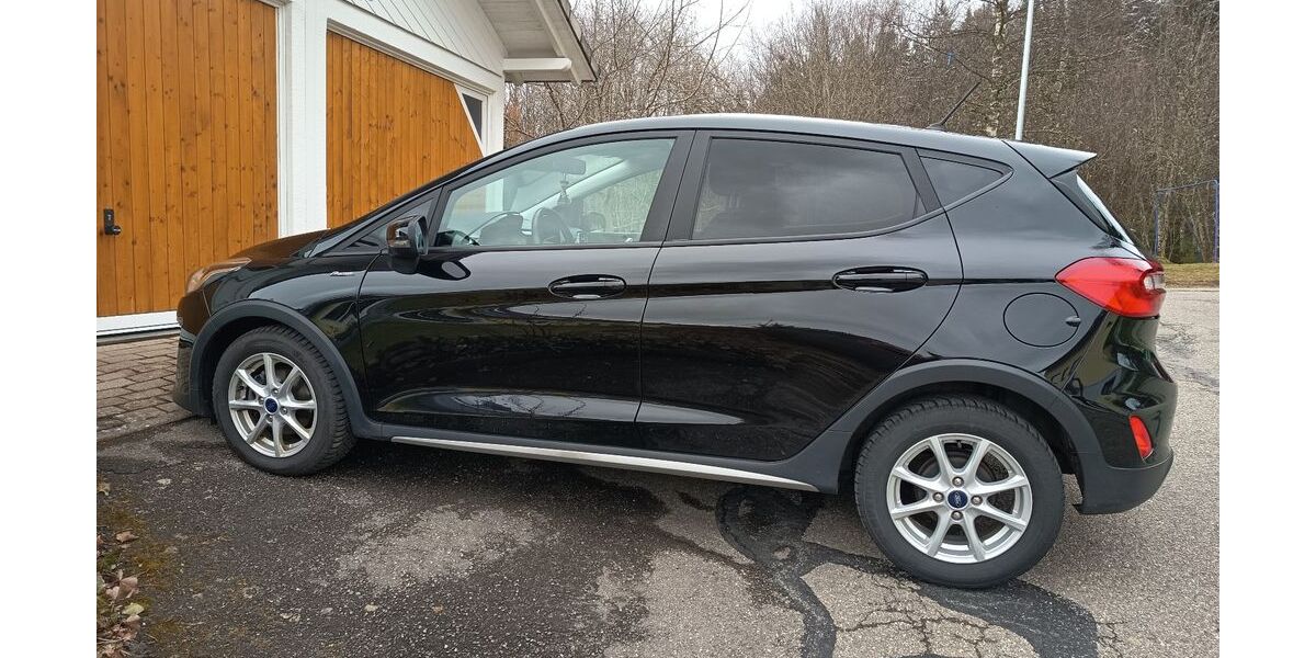 Ford Fiesta 94.000 km 8.990 &euro; Lenzkirch 79853