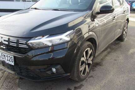 Dacia Logan 9.500 km 19.390 &euro; Riesa 01587