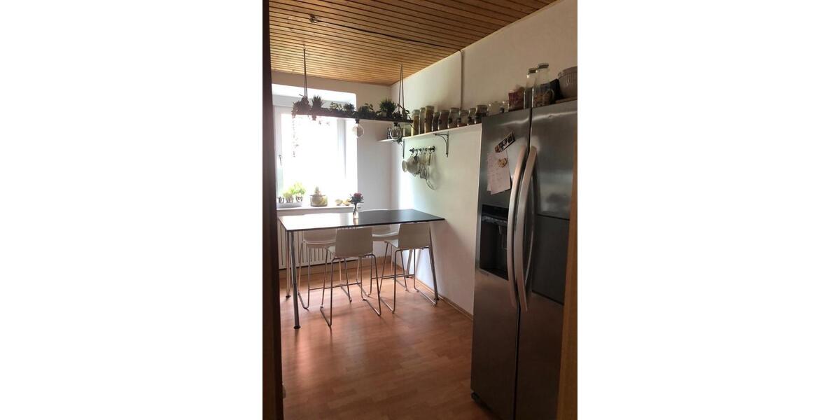 Erdgeschoßwohnung Augsburg Pfersee - 3 Zimmer, 80 m&sup2;, 1.650&euro; | Angebot:24802550