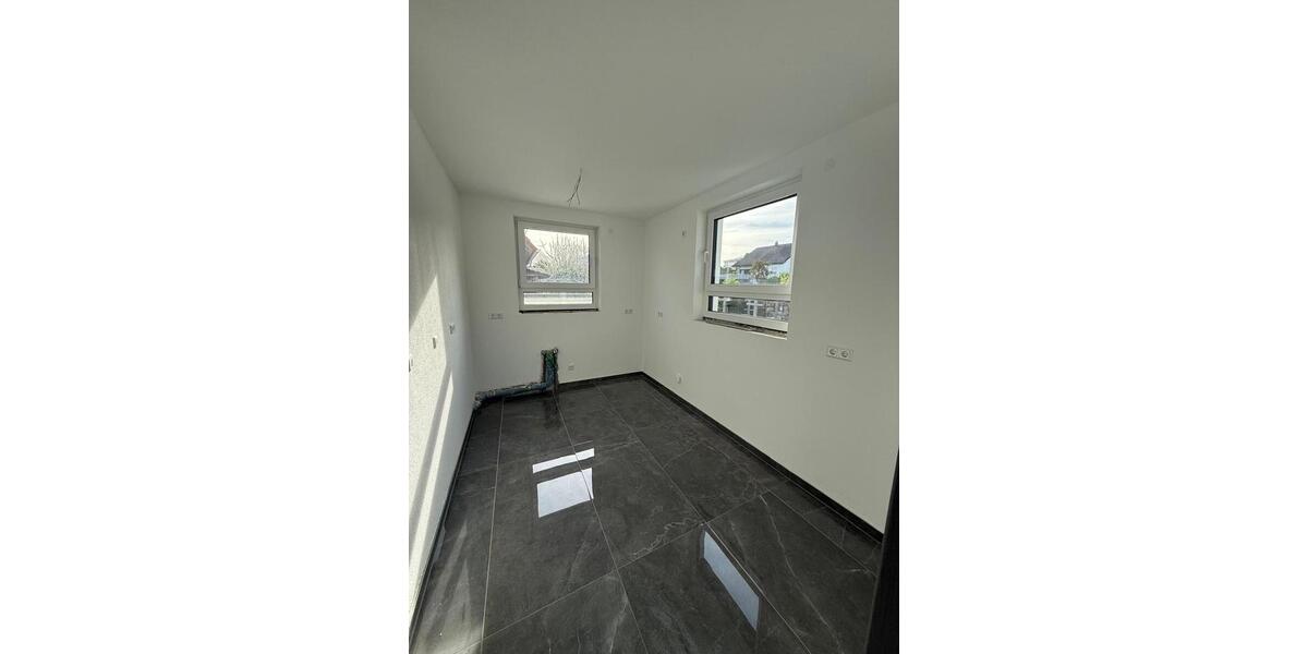 Doppelhaushälfte Herrenberg - 6 Zimmer, 138 m&sup2;, 1.950&euro; | Angebot:26364288