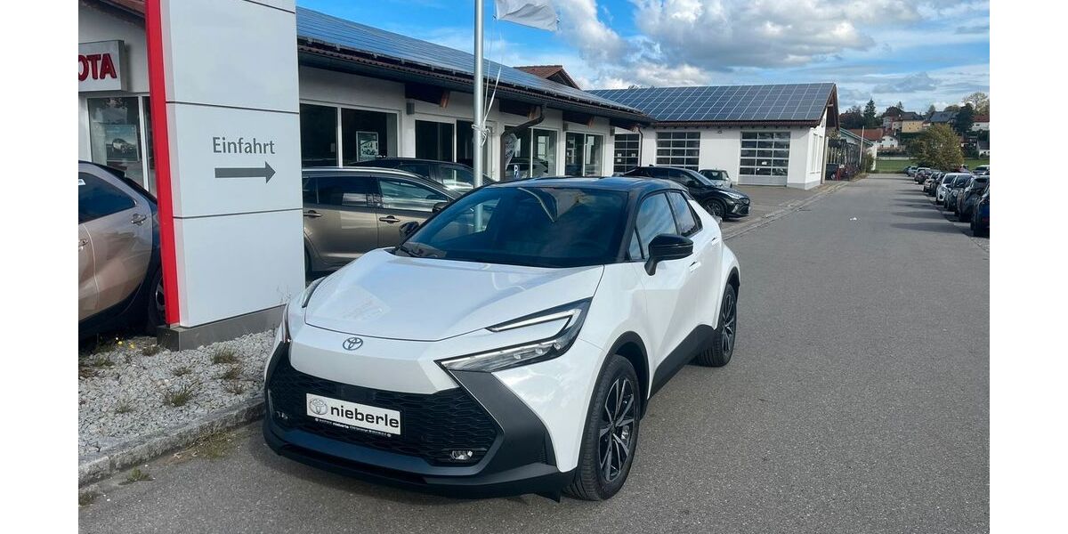 Toyota C-HR 2.500 km 39.790 &euro; Germaringen 87656
