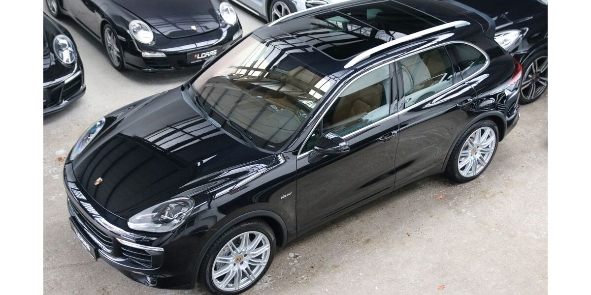 Porsche Cayenne 106.078 km 46.990 &euro; Düsseldorf 40237