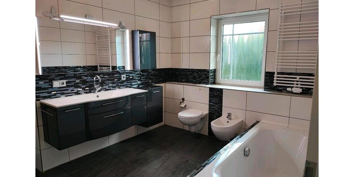 Bungalow Munster - 5 Zimmer, 180 m&sup2;, 1.550&euro; | Angebot:26202214