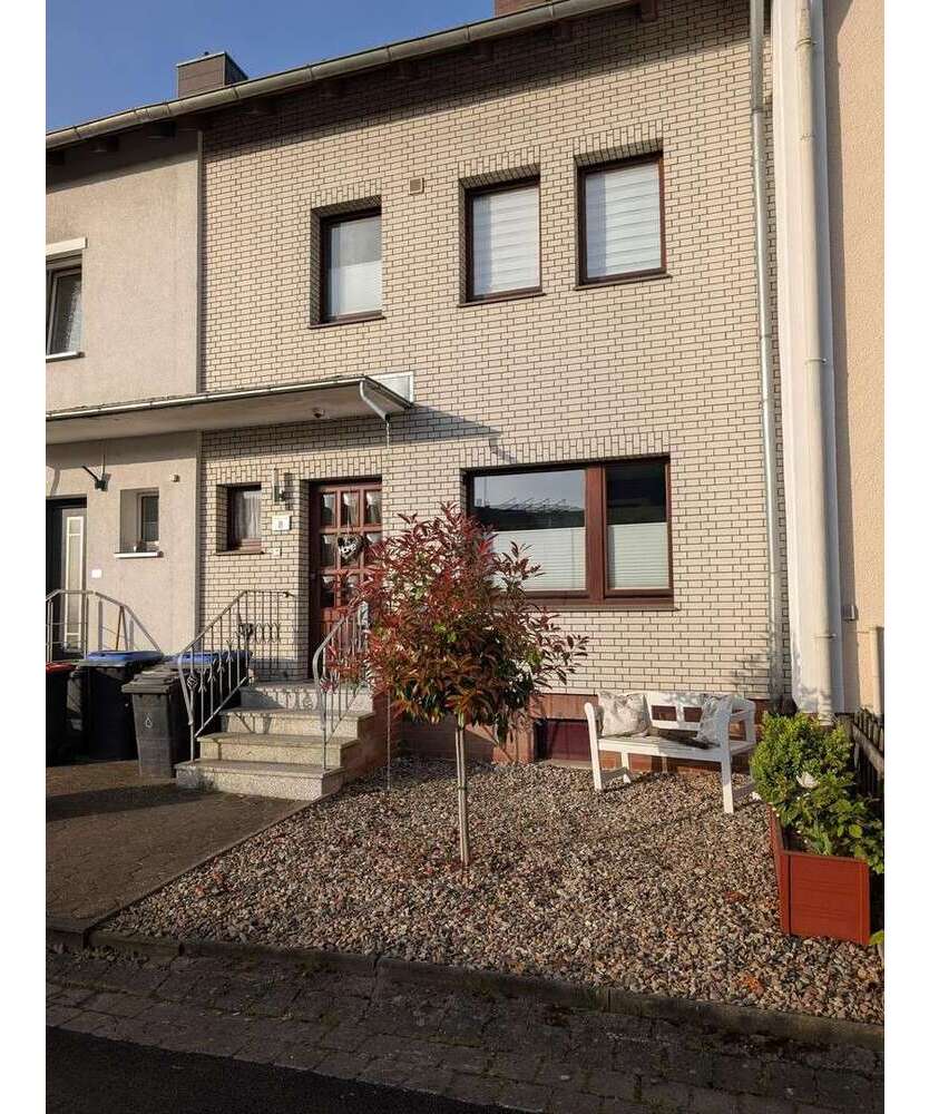 Haus zum Kaufen in Hameln 299.000 € 135 m²
