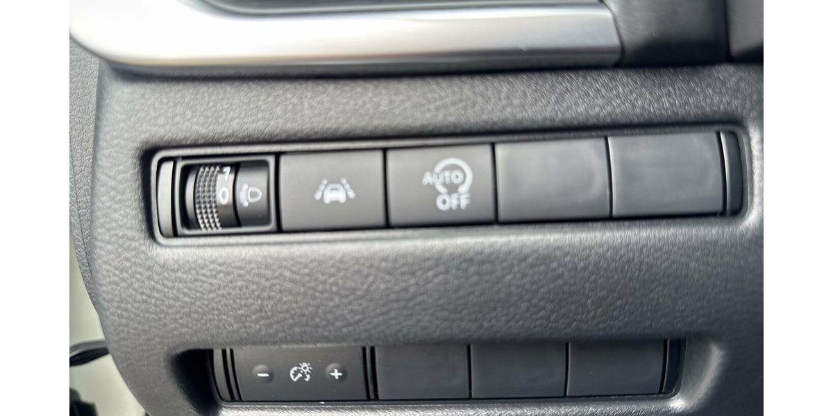 Nissan Qashqai Accenta *Xtronic/SHZG/Navi-App/Kamera/ICC/ 23.631 km 23.990 &euro; Bamberg 96052