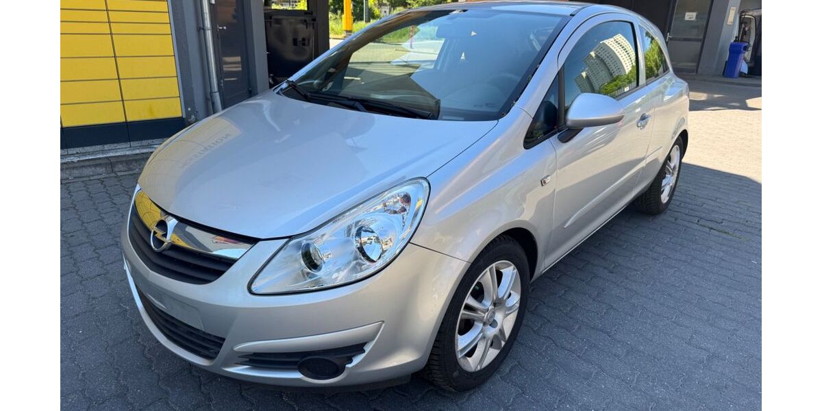Opel Corsa 42.000 km 3.999 &euro; Berlin 13055