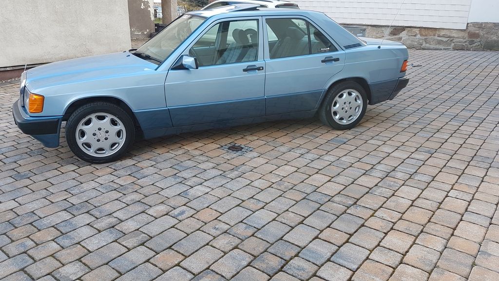Mercedes-Benz 190 238.000 km 11.500 &euro; Geratal OT Geraberg 99331