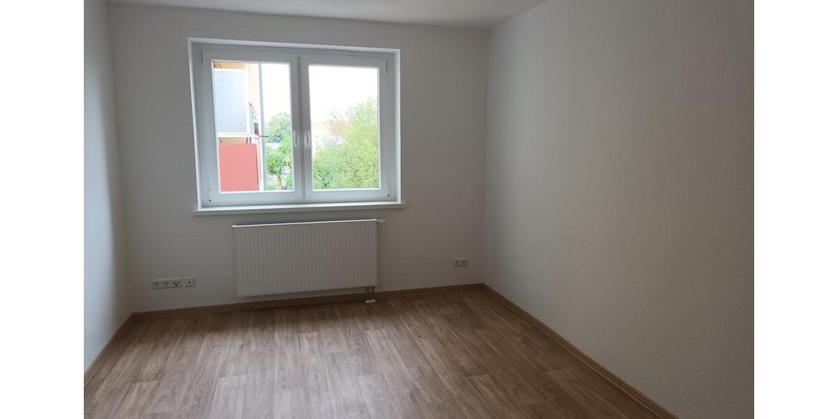 Etagenwohnung Forst (Lausitz) - 4 Zimmer, 92 m&sup2;, 693&euro; | Angebot:20727678