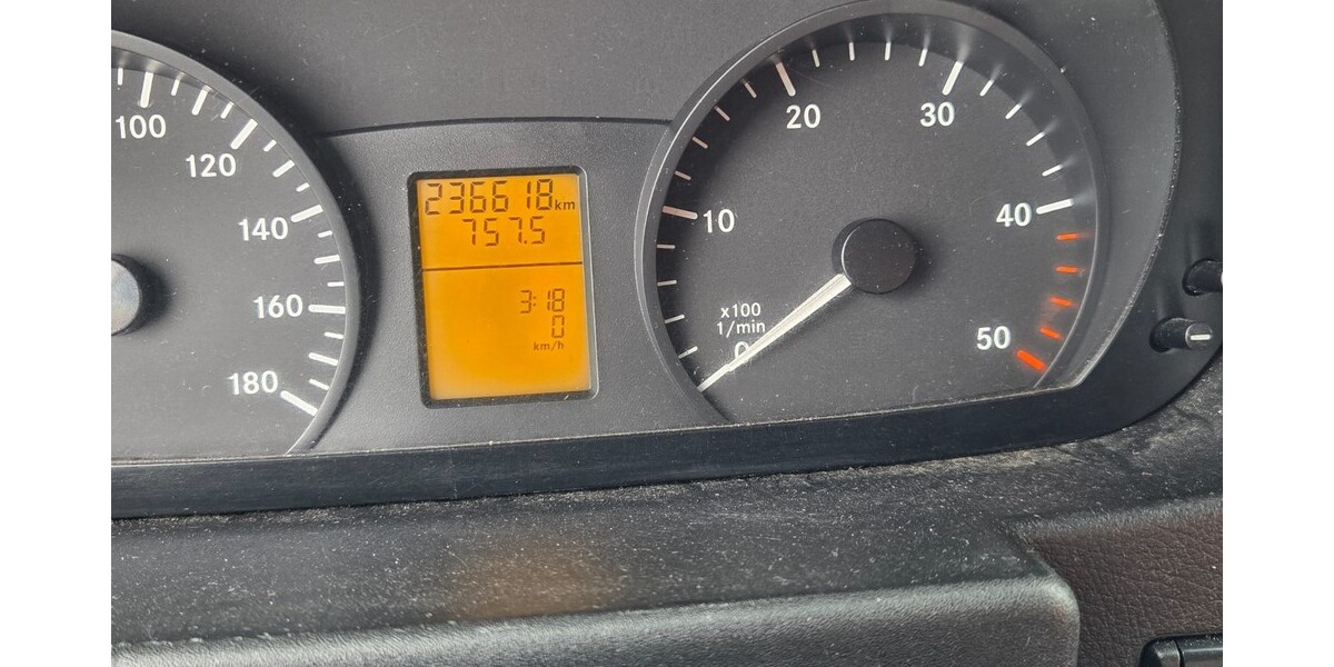 Mercedes-Benz Sprinter 236.620 km 13.500 &euro; Großaitingen 86845