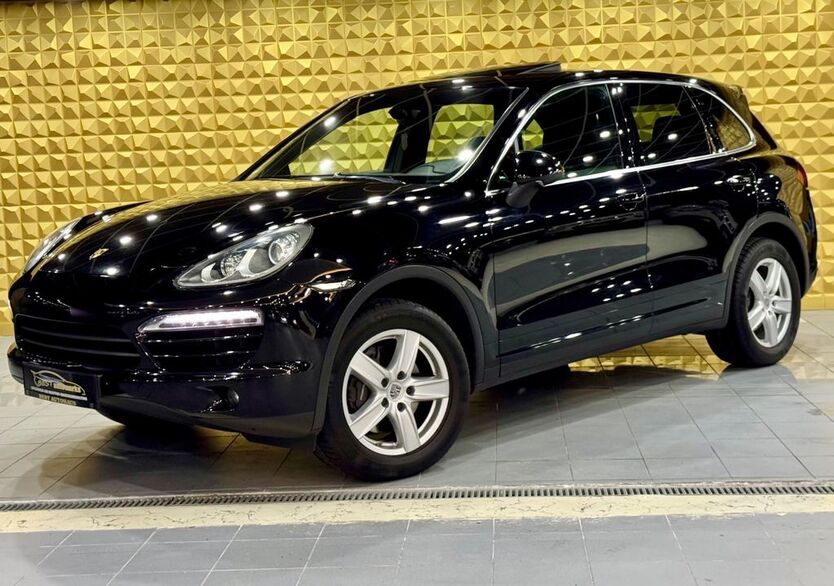 Porsche Cayenne 227.500 km 19.250 € Eningen unter Achalm 72800
