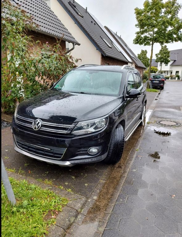 VW Tiguan 91.000 km 16.000 € Moers 47447