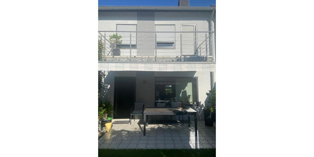 Reihenhaus Mannheim Rheinau - 5 Zimmer, 150 m&sup2;, 590.000&euro; | Angebot:24661125