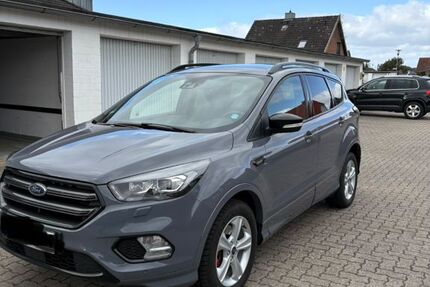 Ford Kuga 143.500 km 14.799 &euro; Hamberge 23619