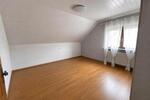 Dachgeschoßwohnung Homburg - 5 Zimmer, 112 m&sup2;, 800&euro; | Angebot:26426547