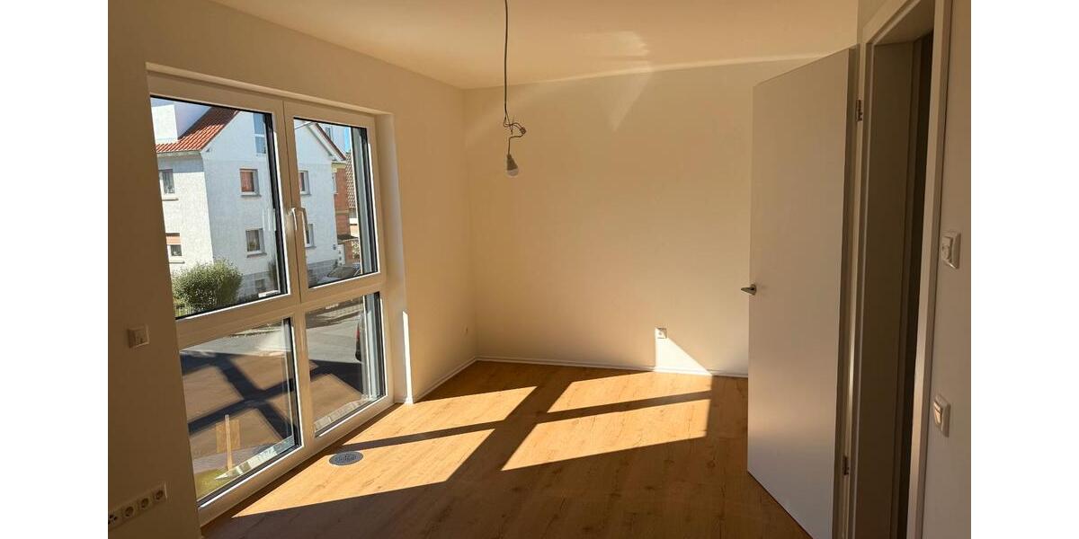 Doppelhaushälfte Hasselroth - 5 Zimmer, 145 m&sup2;, 2.200&euro; | Angebot:27679717