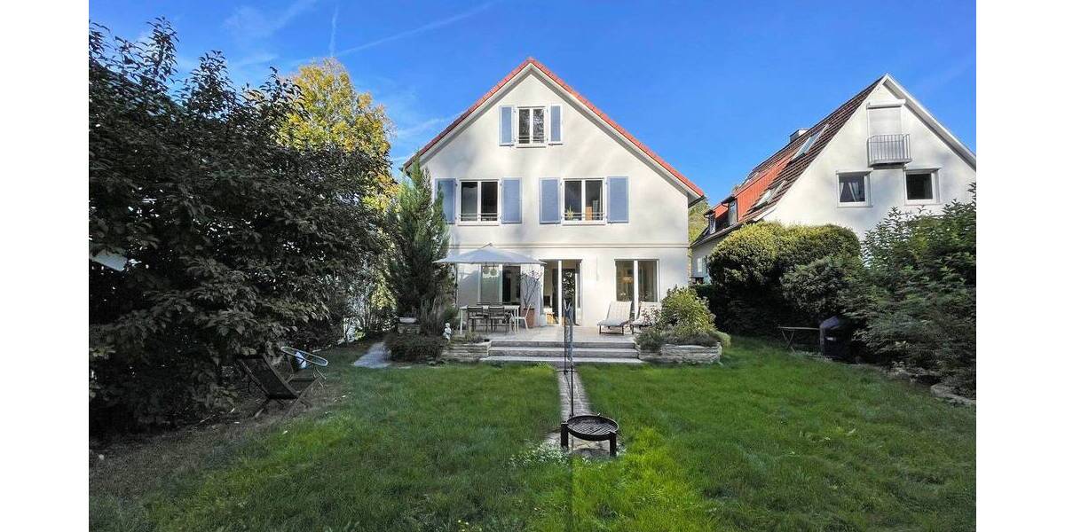 Einfamilienhaus Stuttgart Süd - 5 Zimmer, 215 m&sup2;, 4.500&euro; | Angebot:26779855