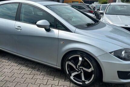 Seat Leon 178.939 km 3.990 &euro; Künzing 94550
