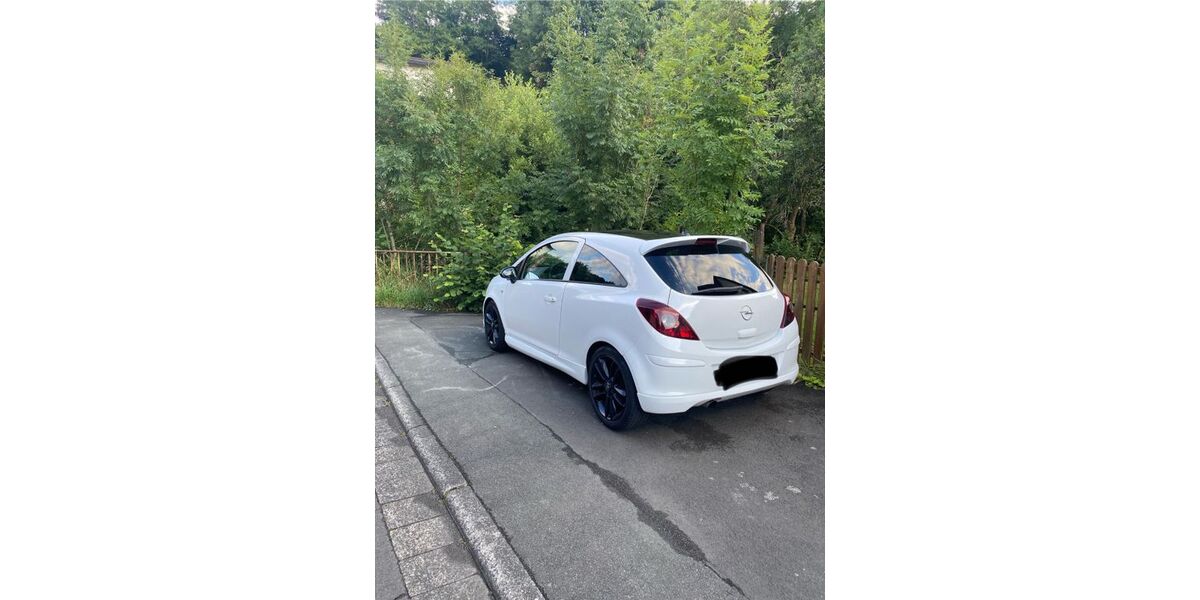 Opel Corsa 217.000 km 1.900 &euro; Herborn 35745