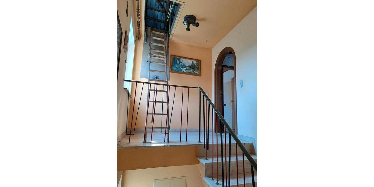 Einfamilienhaus Haundorf - 6 Zimmer, 149 m&sup2;, 249.000&euro; | Angebot:27093763