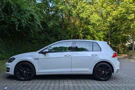 VW Golf 230.000 km 14.740 &euro; Gundelsheim 74831