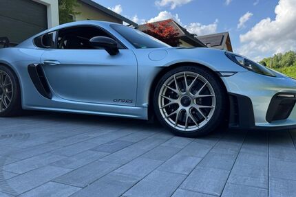 Porsche Cayman 4.000 km 167.000 &euro; Bruchsal 76646