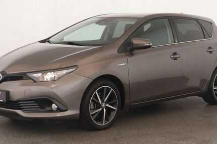 Toyota Auris 88.500 km 14.884 € Düsseldorf 40233