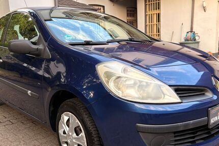 Renault Clio 222.797 km 1.500 &euro; Oberhausen 46047