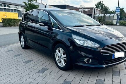 Ford S-Max 268.400 km 7.400 &euro; Gütersloh 33334