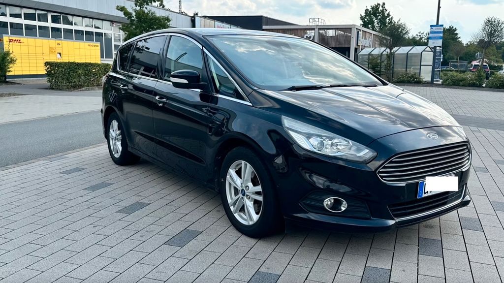 Ford S-Max 268.400 km 7.400 &euro; Gütersloh 33334