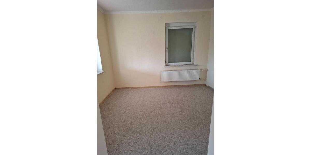 Mehrfamilienhaus, Wohnhaus Guben - 6 Zimmer, 200 m&sup2;, 980&euro; | Angebot:26286595
