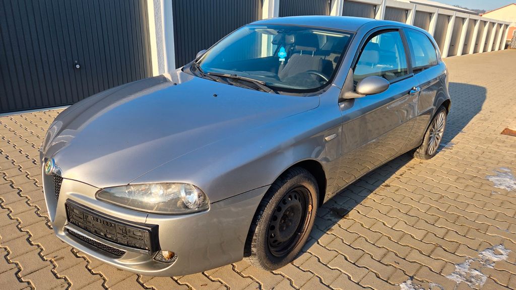 Alfa Romeo 147 159.950 km 990 &euro; Küps 96328