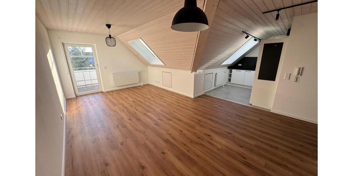 Dachgeschoßwohnung Bondorf - 2 Zimmer, 50 m&sup2;, 970&euro; | Angebot:26645498