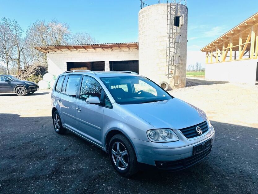 VW Touran 290.000 km 1.299 € Neufahrn 85375