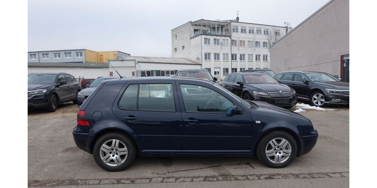 VW Golf 96.900 km 4.990 &euro; Neu-Ulm 89231