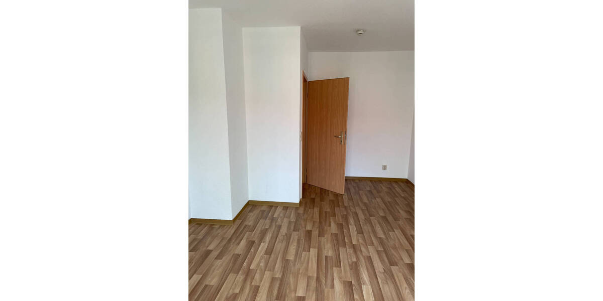 Etagenwohnung Halle Lutherplatz - 2 Zimmer, 48 m&sup2;, 400&euro; | Angebot:26432995
